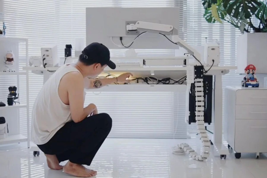 Ống luồn được làm từ nhựa ABS bền bỉ, an toàn và dễ vệ sinh