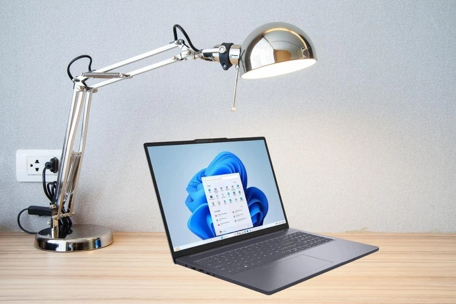 Màn hình sắc nét của Lenovo IdeaPad Slim 3 16IRH10 83K20001VN với độ phân giải WUXGA