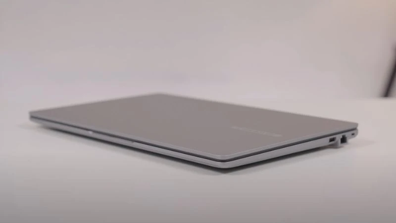Khối lượng Asus ExpertBook P1503CVA-i308256-63W
