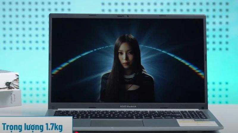 Asus Vivobook 15 X1502VA-BQ885W có thiết kế sang trọng, hiện đại