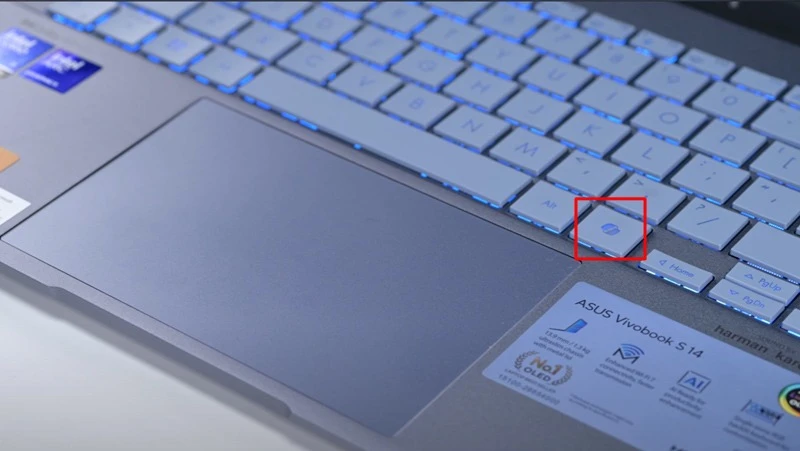 Thiết kế bàn phím của Vivobook S14 OLED S5406SA-PP059WS