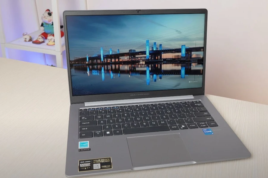 So sánh ASUS ExpertBook P1403CVA-i716-63WS và Lenovo IdeaPad Slim 3 16IRH10 83K20001VN