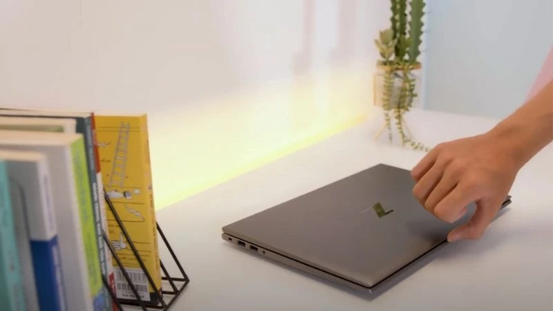 HP ZBook Firefly 14 G7 có kiểu dáng mỏng nhẹ, tiện lợi mang theo mọi nơi