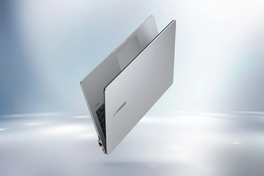 Asus ExpertBook P1503CVA-i508-50W sở hữu ngôn ngữ thiết kế sang trọng, bền bỉ và tinh tế