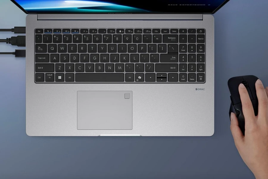 Trải nghiệm bàn phím và touchpad trên Asus ExpertBook P1503CVA-i508-50W