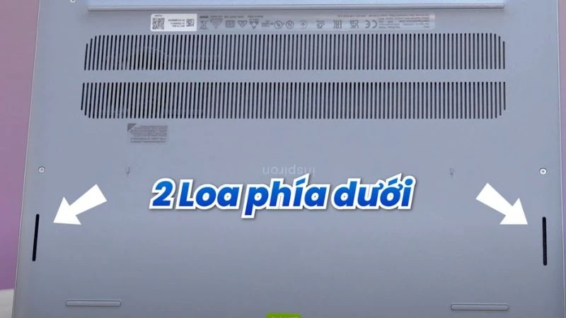 Dell Inspiron 14 5440 N4I5211W1 trang bị 2 loa bên dưới