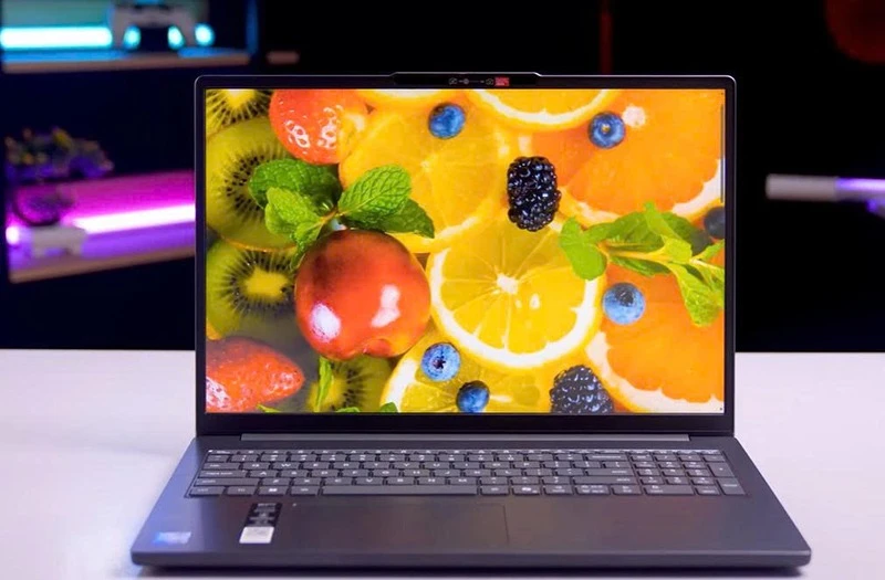 Thiết kế tổng thể Lenovo IdeaPad Slim 3 16IRH10 83K20004VN