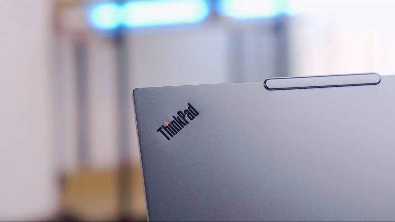 Lenovo ThinkPad E14 Gen 7 21SX002UVN hiệu suất mạnh mẽ
