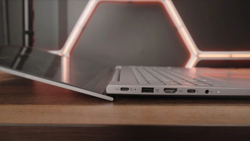 Lenovo ThinkBook 16 G8 2025 màu xám, thiết kế mỏng nhẹ