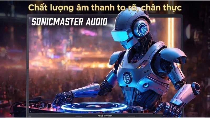 Cận cảnh bàn tay đang cầm một chiếc điện thoại thông minh hiển thị màn hình màu xanh lá cây