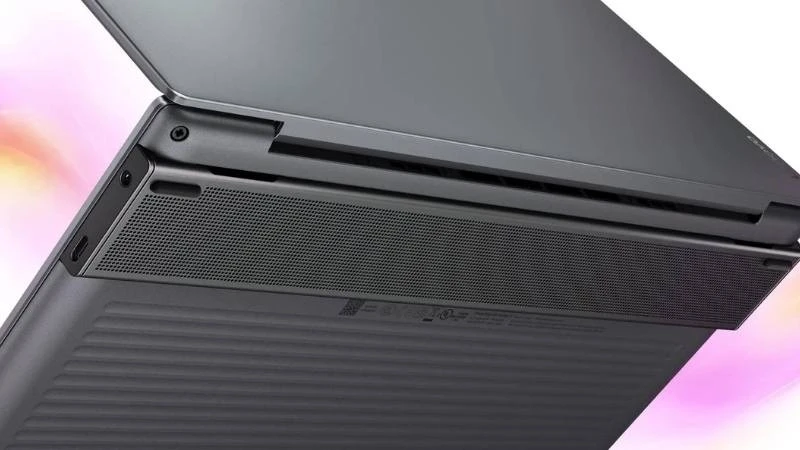 Lenovo ThinkPad X9-14 Gen 1 Mặt lưng đơn giản