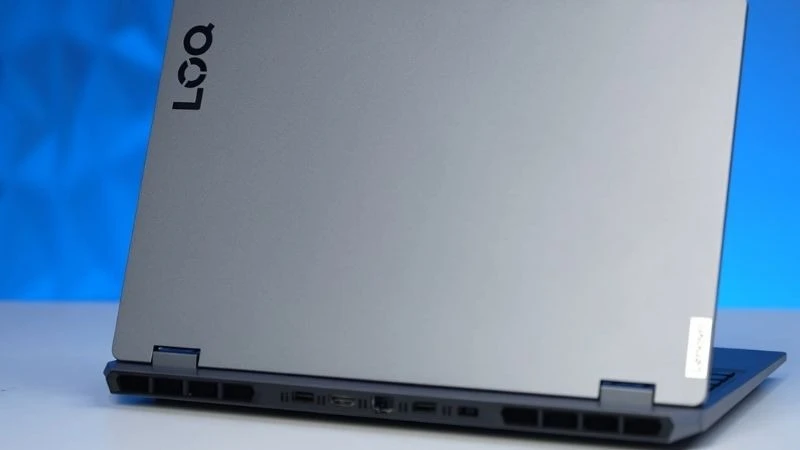 Ngoại hình gaming cứng cáp - Lenovo LOQ 15ARP9 83JC00L0VN