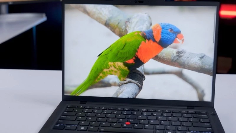 Lenovo ThinkPad T14s Gen 6 21R10008VN phù hợp cho nhân viên văn phòng cao cấp