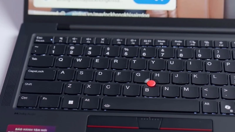Bàn phím ThinkPad quen thuộc - Lenovo ThinkPad T14s Gen 6 21R10005VN