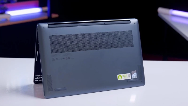 Thoải mái làm việc với viên pin 75WHr - Lenovo Yoga Slim 9 14ILL10 83CX001AVN