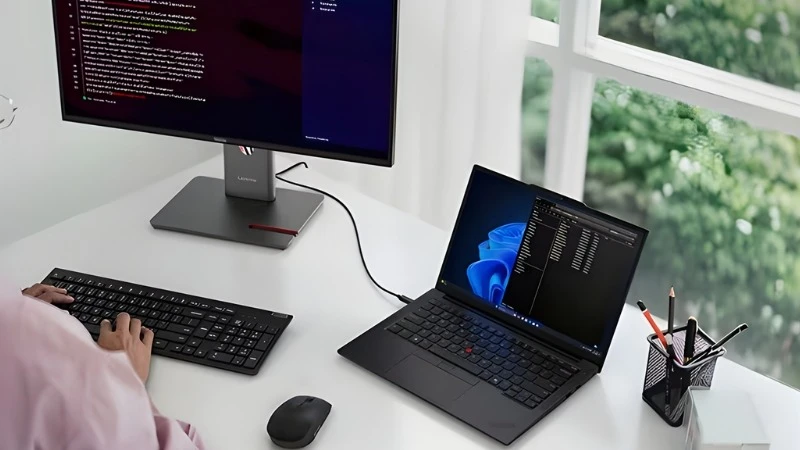 Đồ họa tích hợp Intel Graphics - Lenovo ThinkPad E14 Gen 7 21T90026VN