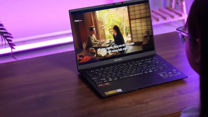 Pin 75Wh trong thân hình nhỏ gọn, tự tin làm việc cả ngày - ASUS Zenbook 14 UM3406KA-PP113WS