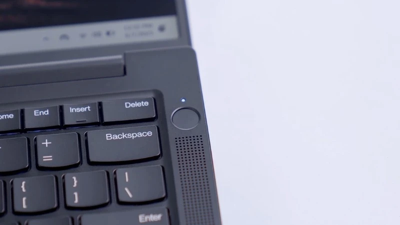 Mượt mà và ổn định với vi xử lý Intel Core 5 210H - Lenovo ThinkPad E14 Gen 7 21T9001YVA