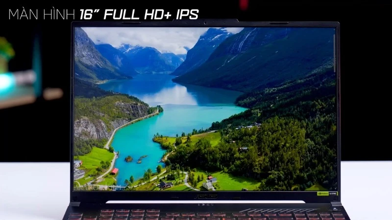 Màn hình 16 inch tần số quét cao cho các chuyển động mượt mà - ASUS TUF Gaming F16 FX607VJ-RL035W