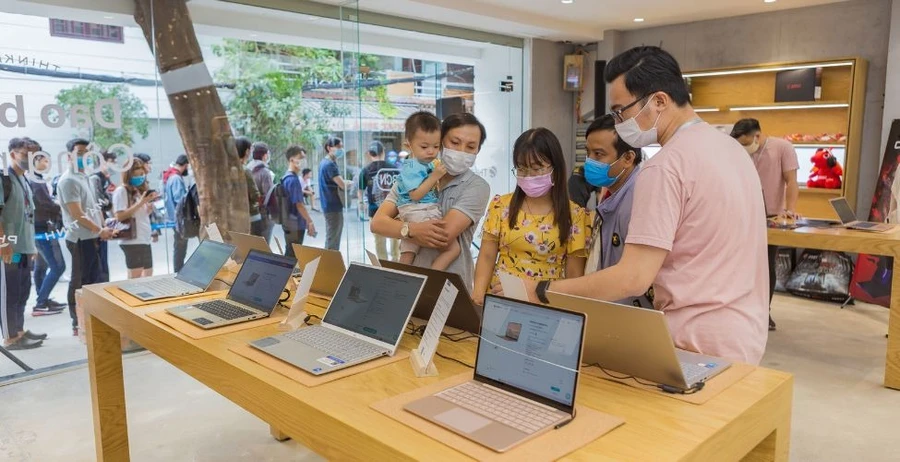 Chọn mua Lenovo V14 G5 IRL 83HD0037VN