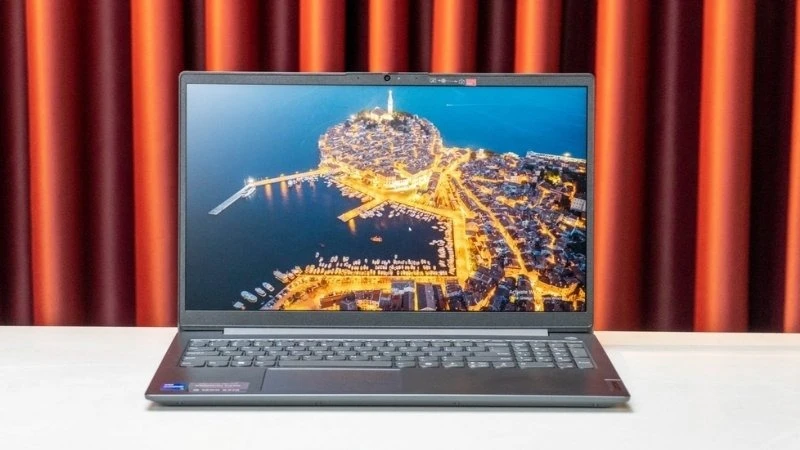 Đặc điểm nổi bật của Lenovo V15 G5 IRL 83HF00BUVA