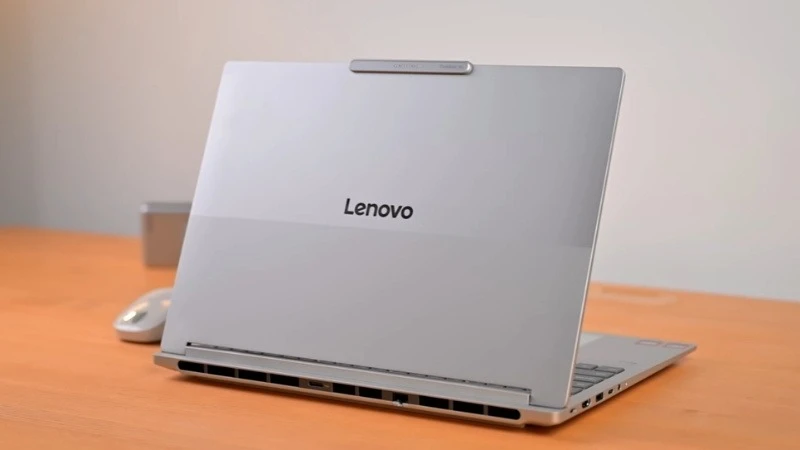 Lenovo Thinkbook 16 G8+ 2026 có dung lượng chạm đỉnh, sạc nhanh thần tốc