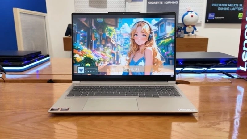 Lưu trữ và đa nhiệm trên Lenovo Thinkbook 16 G8+ 2026