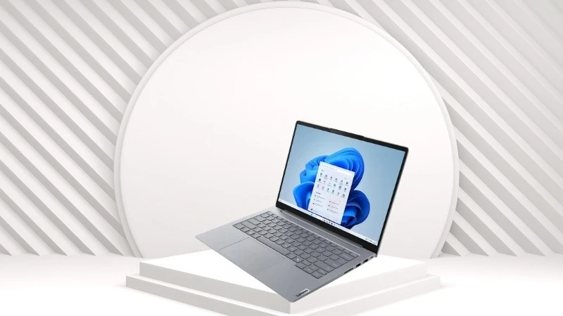 Lenovo ThinkBook 14 G9 IRL 21UY008KVA được trang bị webcam FHD 1080p kèm IR Hybrid