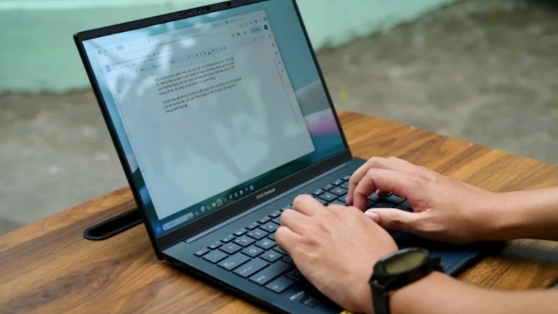 Lưu ý trước khi lựa chọn ASUS ZenBook 14 UX3405CA-ST628W
