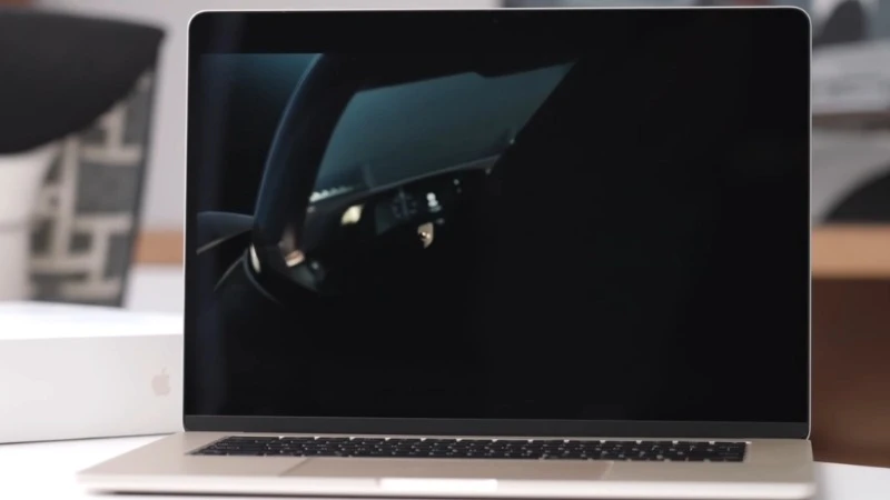 Ưu điểm và hạn chế của laptop Apple MacBook Air M5 15 inch 2026 MDVD4SA/A
