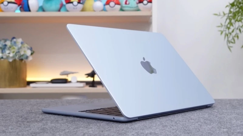 Apple Macbook Air M5 13 inch 2026 MDHK4SA/A phù hợp cho người sáng tạo nội dung, lập trình viên và sinh viên