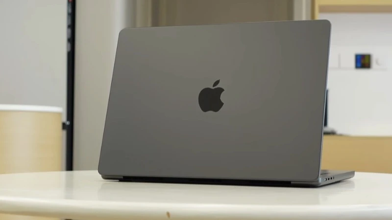 Apple Macbook Pro M5 Pro 14 inch 2026 MGDR4SA/A thiết kế nhôm nguyên khối, màu sắc sang trọng