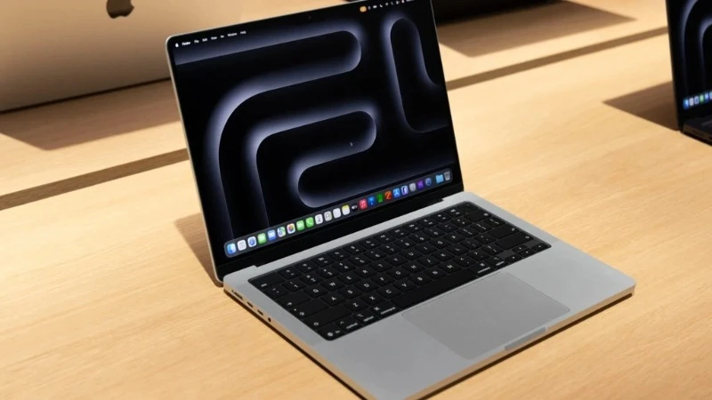 Apple Macbook Pro M5 Max 16 inch 2026 MGE94SA/A có hệ thống 6 loa Dolby Atmos và mic chuẩn studio mang lại âm thanh vòm, lọc ồn cực tốt