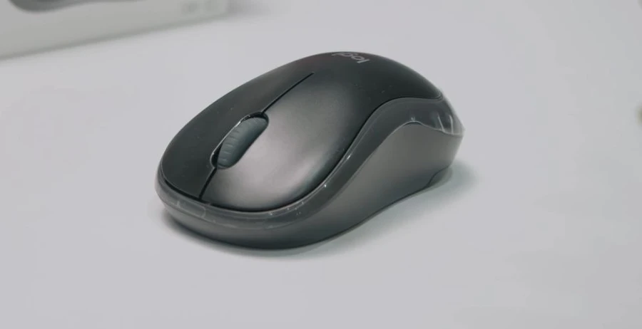 Thiết kế chuột máy tính không dây Logitech B175