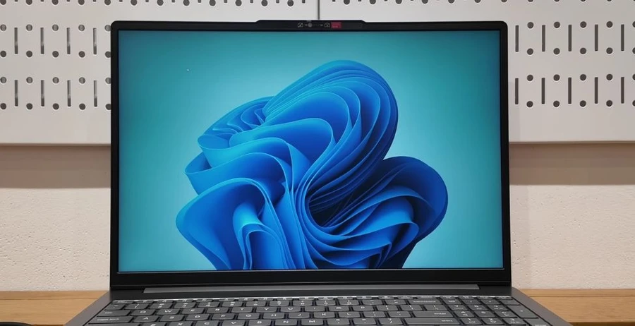 Lenovo IdeaPad Slim 3 16ARP10 83K80016VN