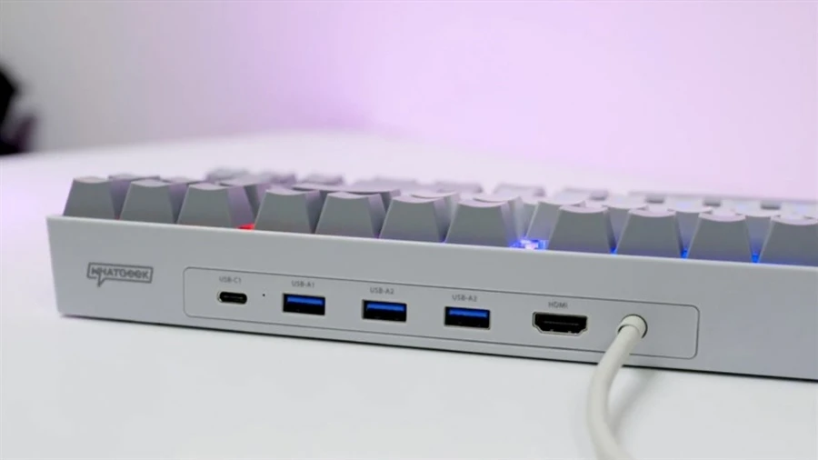 Bàn phím cơ bị kẹt nút: Thử cắm cổng USB khác, cập nhật driver hoặc dùng trên máy khác để loại trừ lỗi phần mềm