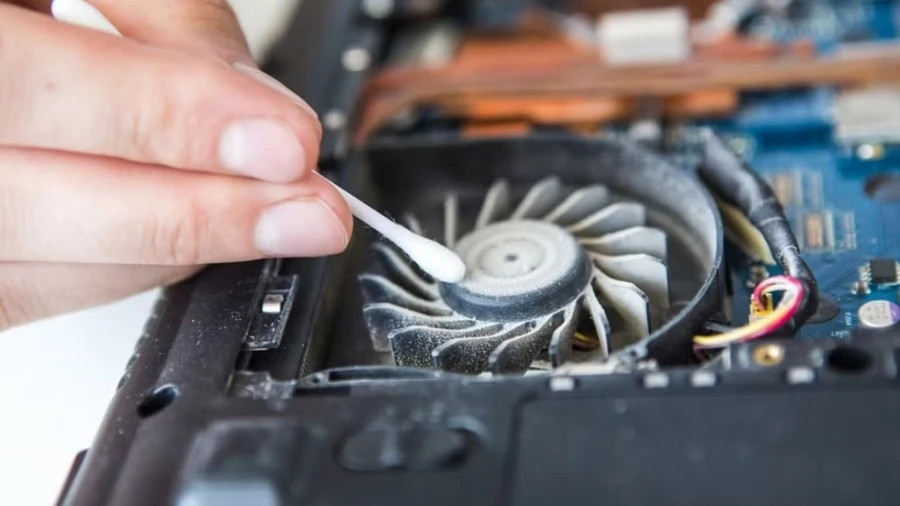 Cách bật quạt tản nhiệt laptop Dell: Vệ sinh quạt, khe gió và cụm tản nhiệt định kỳ