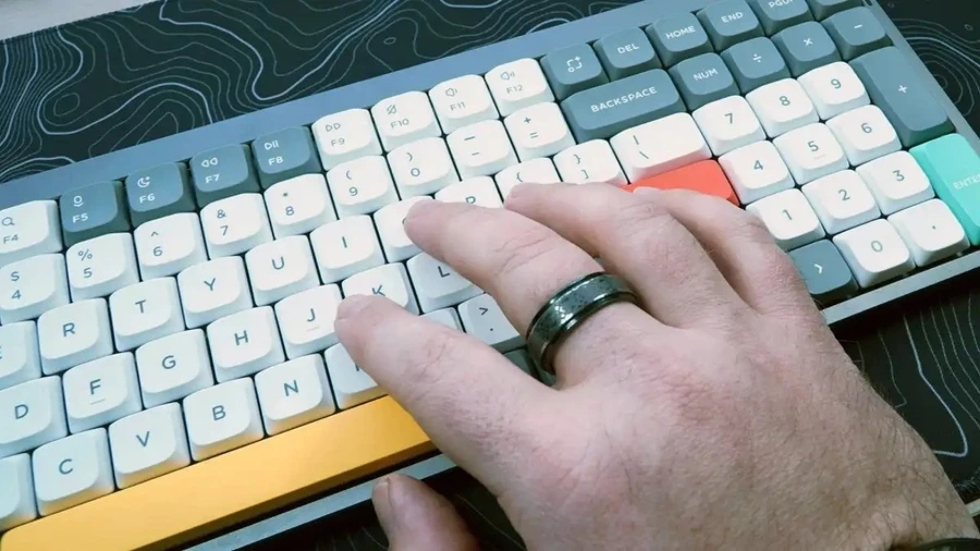 Khả năng remap phím qua VIA/QMK giúp tùy chỉnh layout bàn phím cơ 60% tối ưu hơn cho thói quen của bạn