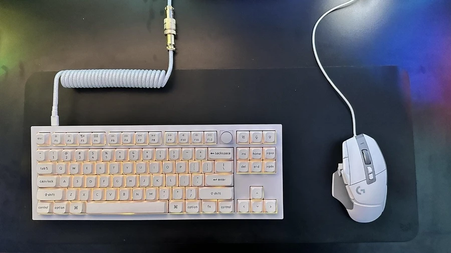 Hãy chú ý layout, switch, bảo hành và nhờ tư vấn viên tại ThinkPro chọn top bàn phím cơ có dây tốt nhất phù hợp