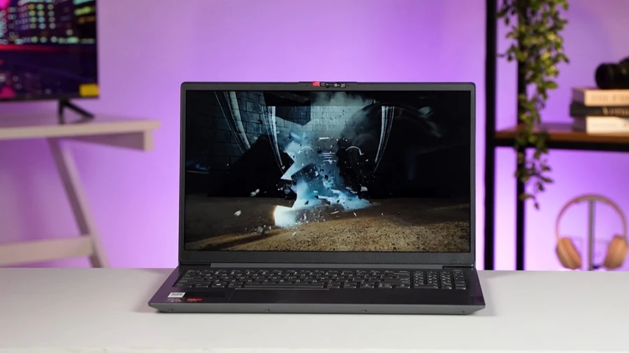 Laptop cho sinh viên sư phạm 15.6 bền bỉ, chip Core i5-13420H mạnh mẽ, bàn phím số, lý tưởng cho việc học sư phạm
