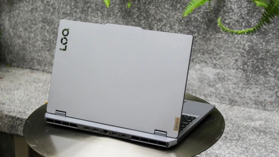 Laptop cho sinh viên tự động hóa Lenovo LOQ 15ARP9 hiệu năng ấn tượng, là trợ thủ đắc lực cho sinh viên kỹ thuật thực hành