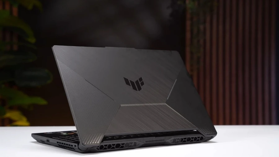 Laptop chơi valorant ASUS TUF A15 FA506NCG: Ryzen 7, RTX 3050, 16GB RAM, SSD 512GB, chiến game ổn định, bền bỉ