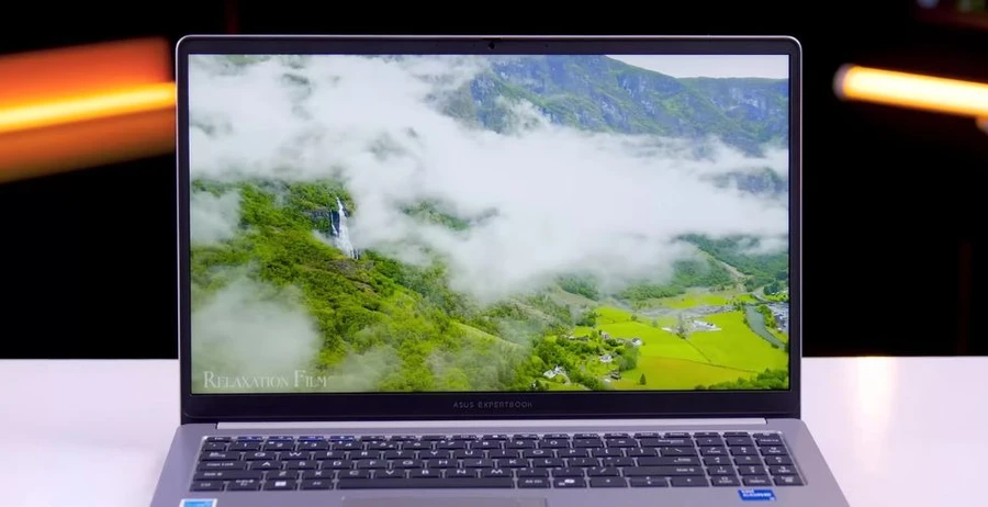 Màn hình 
Asus ExpertBook P1 P1503CVA-C3U08-50W