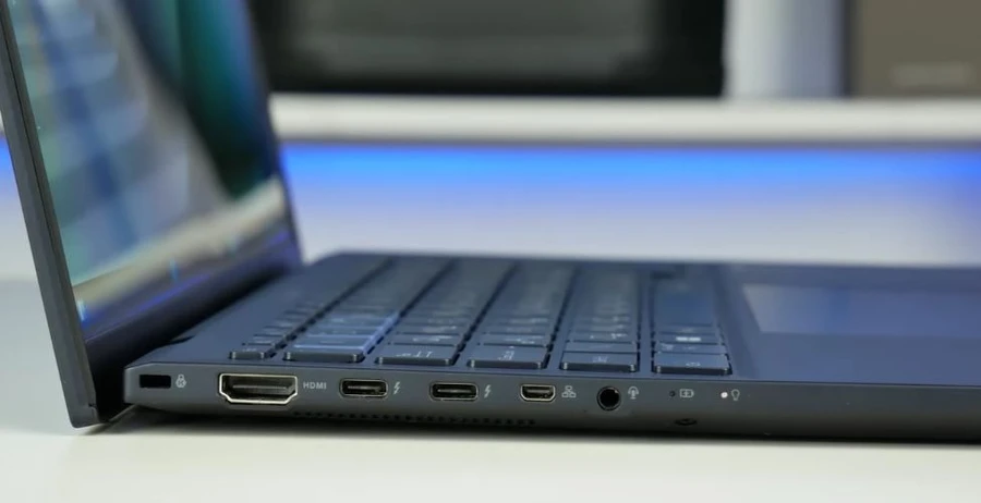 Kết nối ASUS ExpertBook B9 B9403CVAR-PP2195X