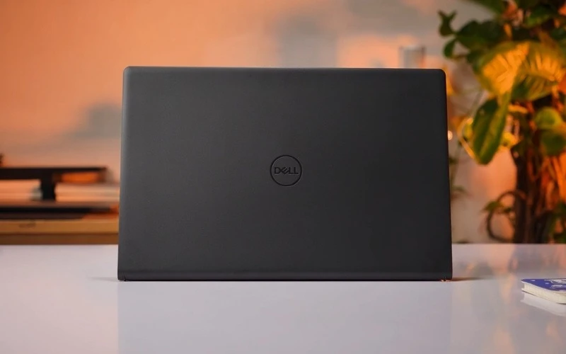 Dell Vostro 3530 là lựa chọn lý tưởng cho dân văn phòng, kế toán và sinh viên khối ngành kinh tế