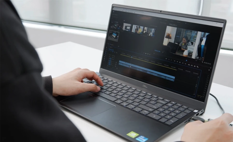 Máy có khả năng nâng cấp RAM cho các tác vụ nặng