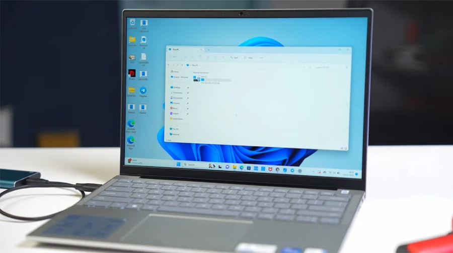 Dell Inspiron 14 bị hạn chế về khả năng nâng cấp linh kiện