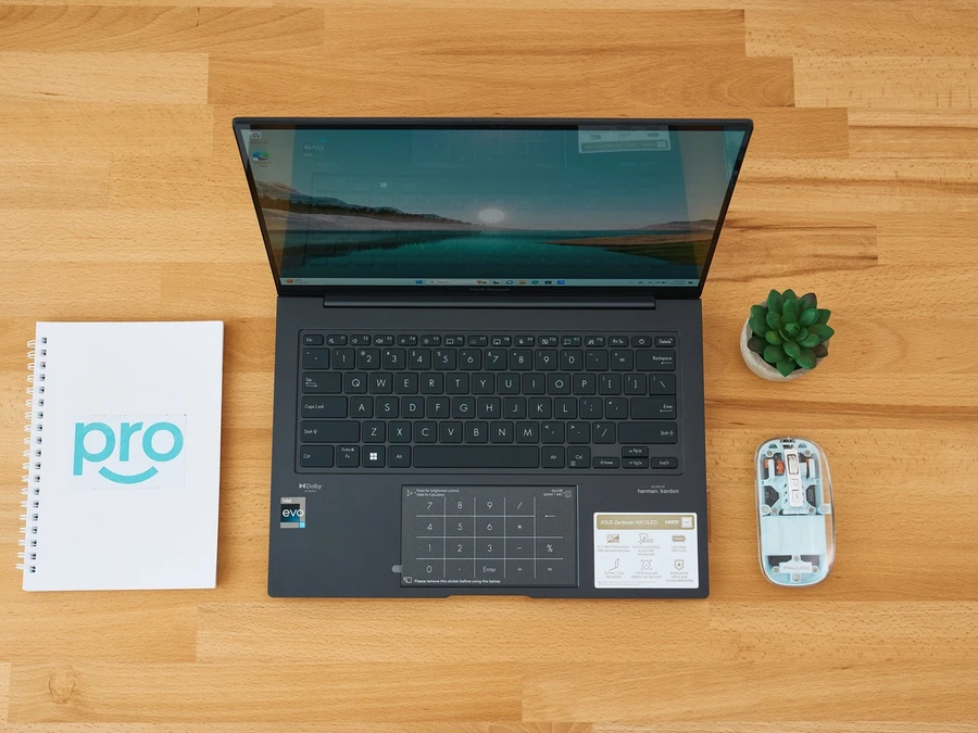 ASUS Zenbook 14X OLED Q420VA được trang bị viên pin 70WHr