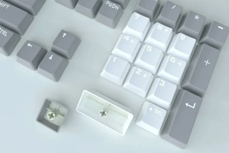 Bàn phím Aula thường sử dụng keycap PBT double-shot bền bỉ