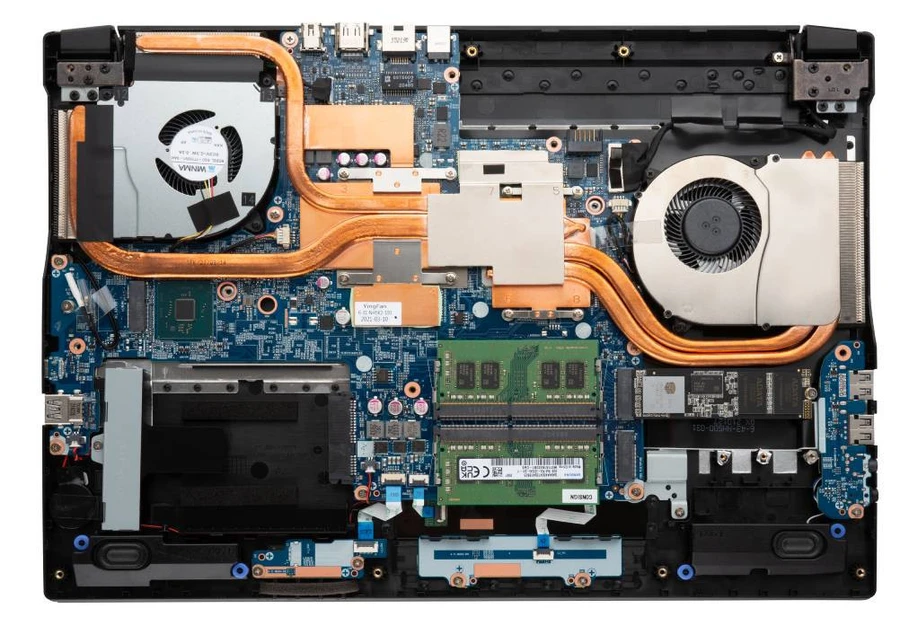 Laptop Gigabyte Gaming G5 MD với quạt tản nhiệt hoạt động êm ái, âm lượng loa lớn, nhưng vỏ máy nóng lên khi sử dụng lâu.